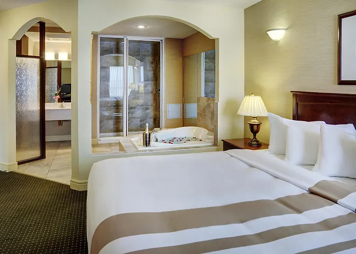 Chateau Nova Kingsway